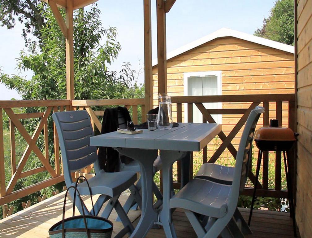 Camping Les Sables Blancs كونكارنو الغرفة الصورة